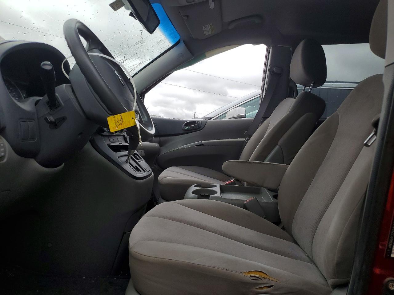2010 KIA SEDONA LX photo 13