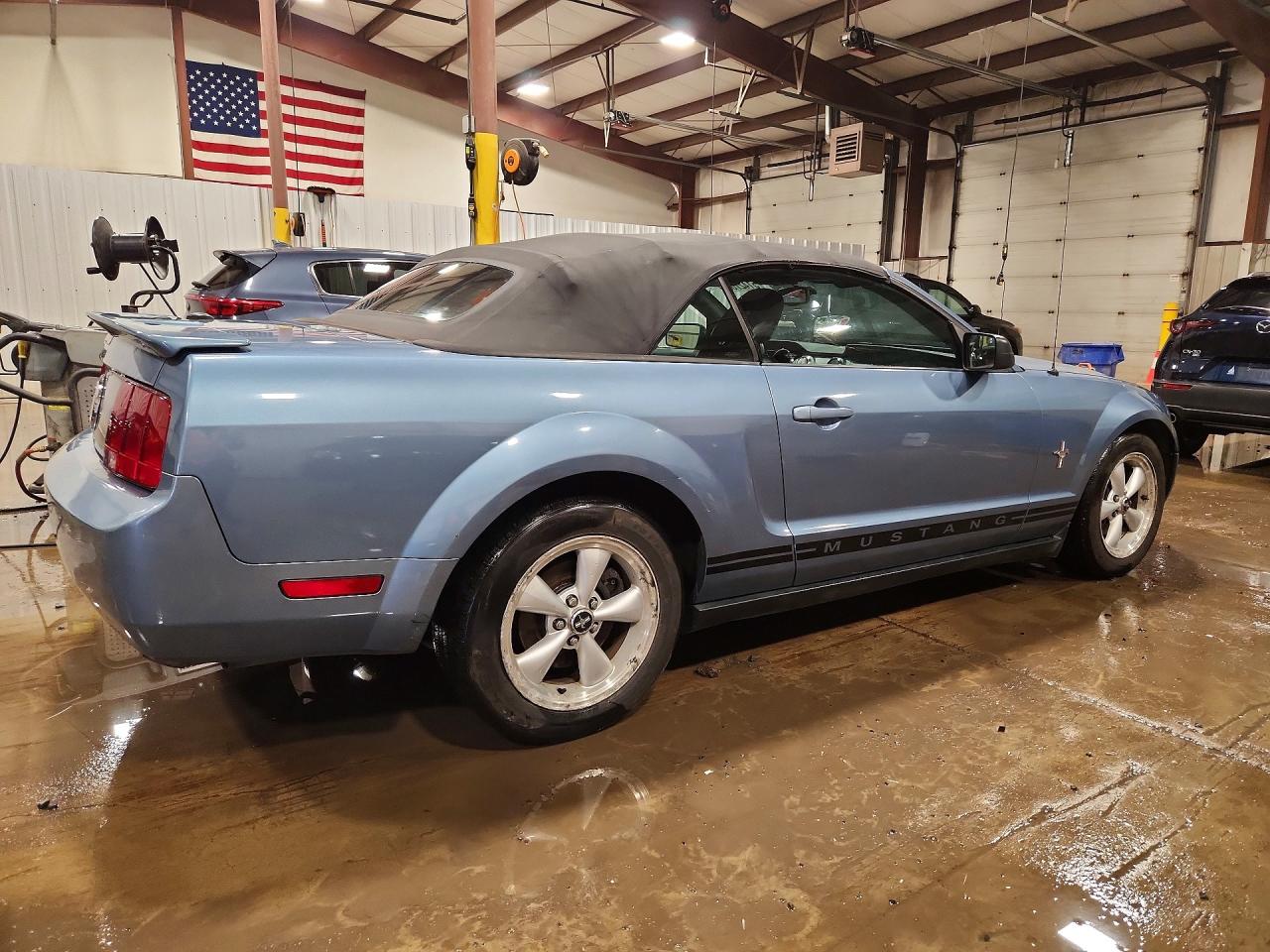2007 FORD MUSTANG photo 3