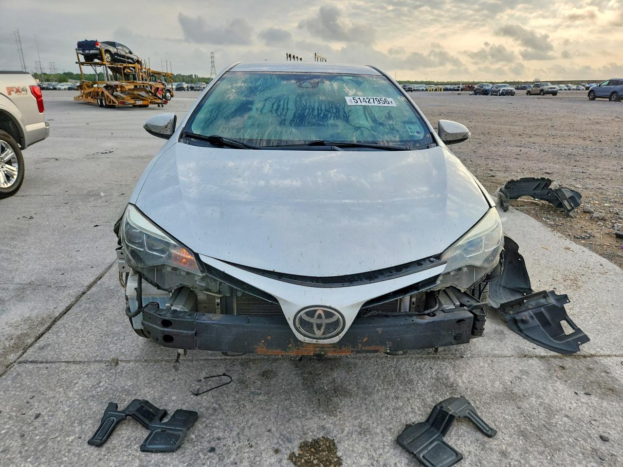 2018 TOYOTA COROLLA SE photo 13