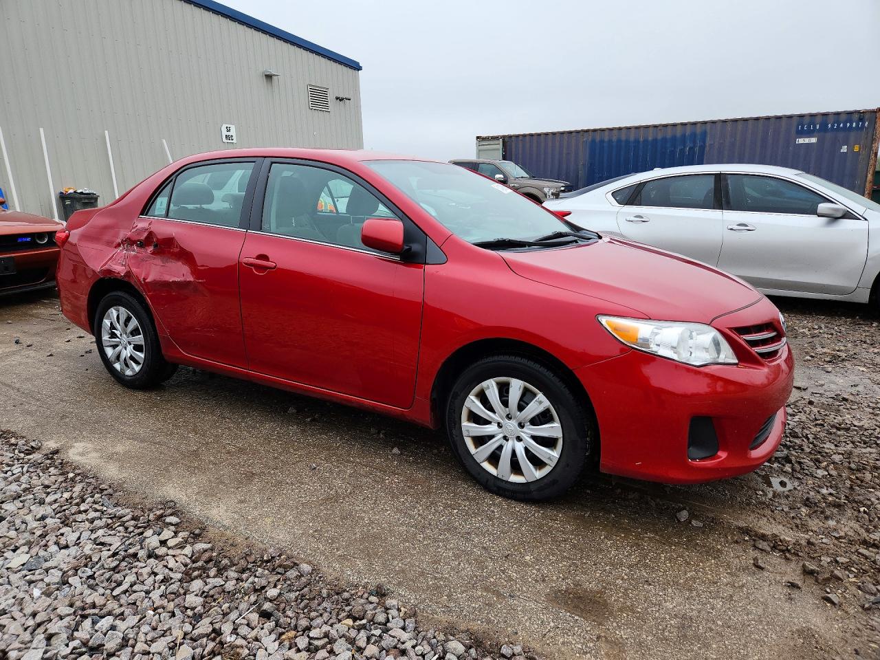 2013 TOYOTA COROLLA LE photo 10
