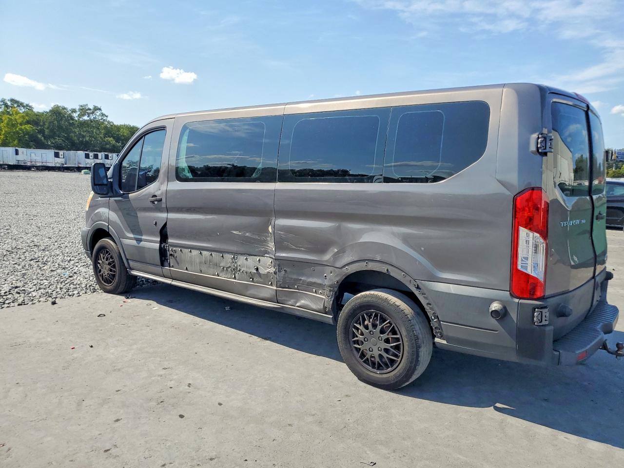 2016 FORD TRANSIT T-350 photo 4