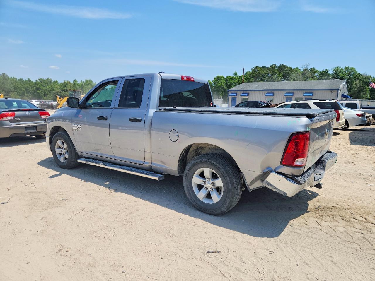 2022 RAM 1500 CLASSIC TRADESMAN photo 4