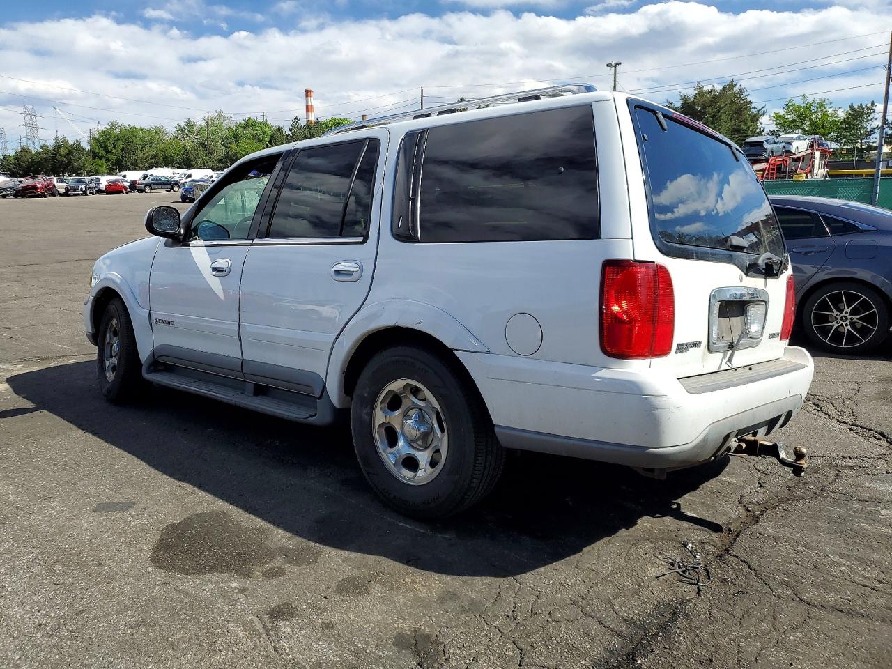 1999 LINCOLN NAVIGATOR photo 2