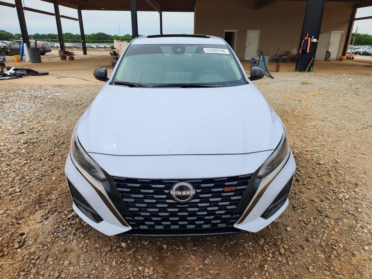 2024 NISSAN ALTIMA SR photo 9