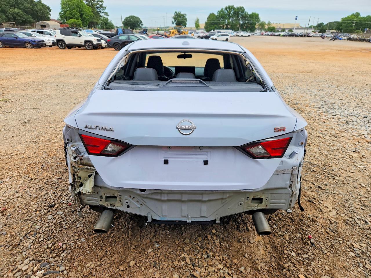 2024 NISSAN ALTIMA SR photo 11