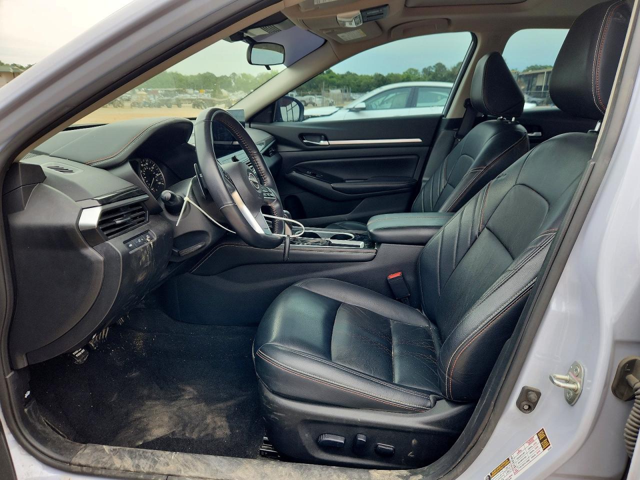 2024 NISSAN ALTIMA SR photo 13