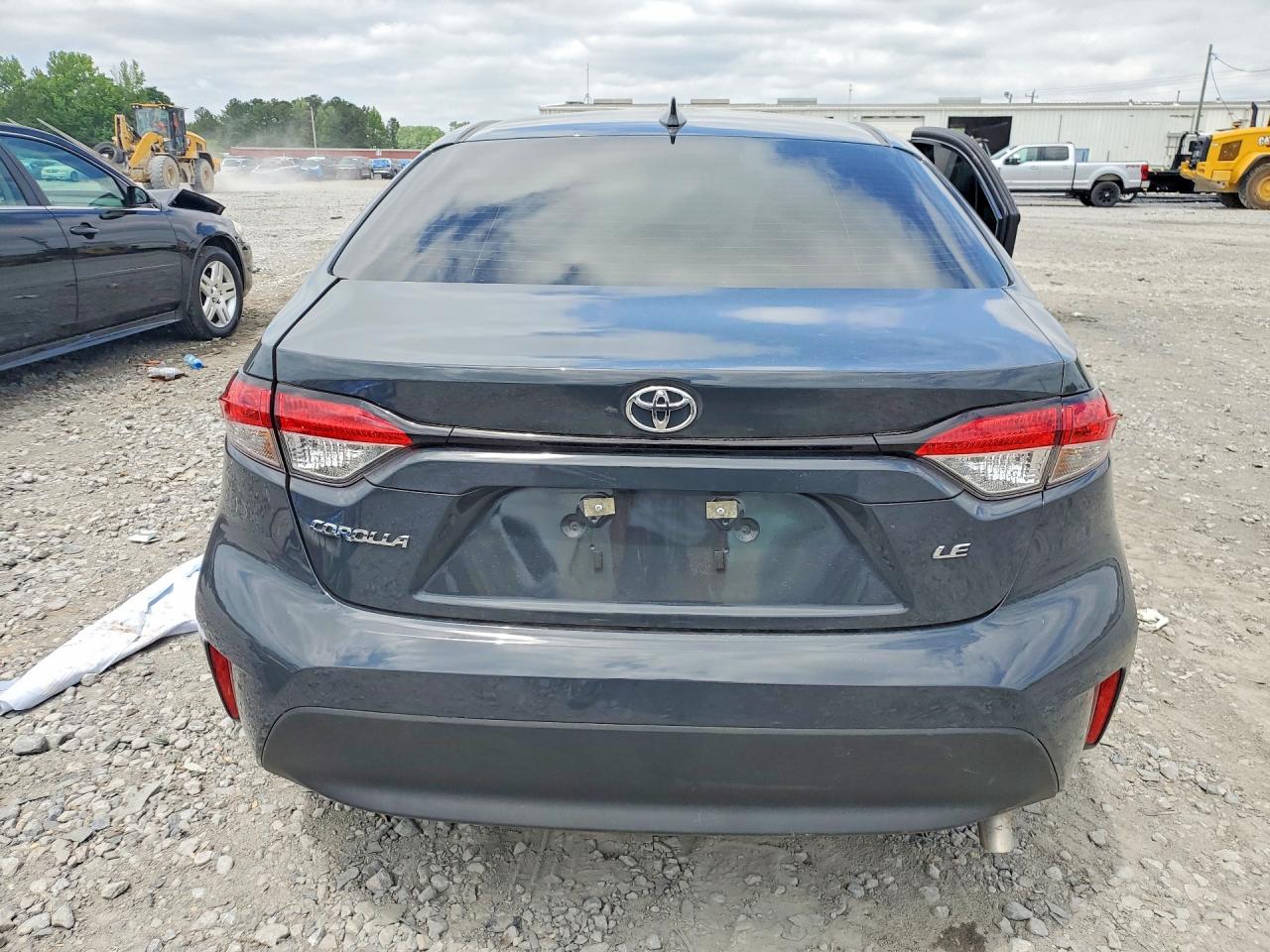2024 TOYOTA COROLLA LE photo 11