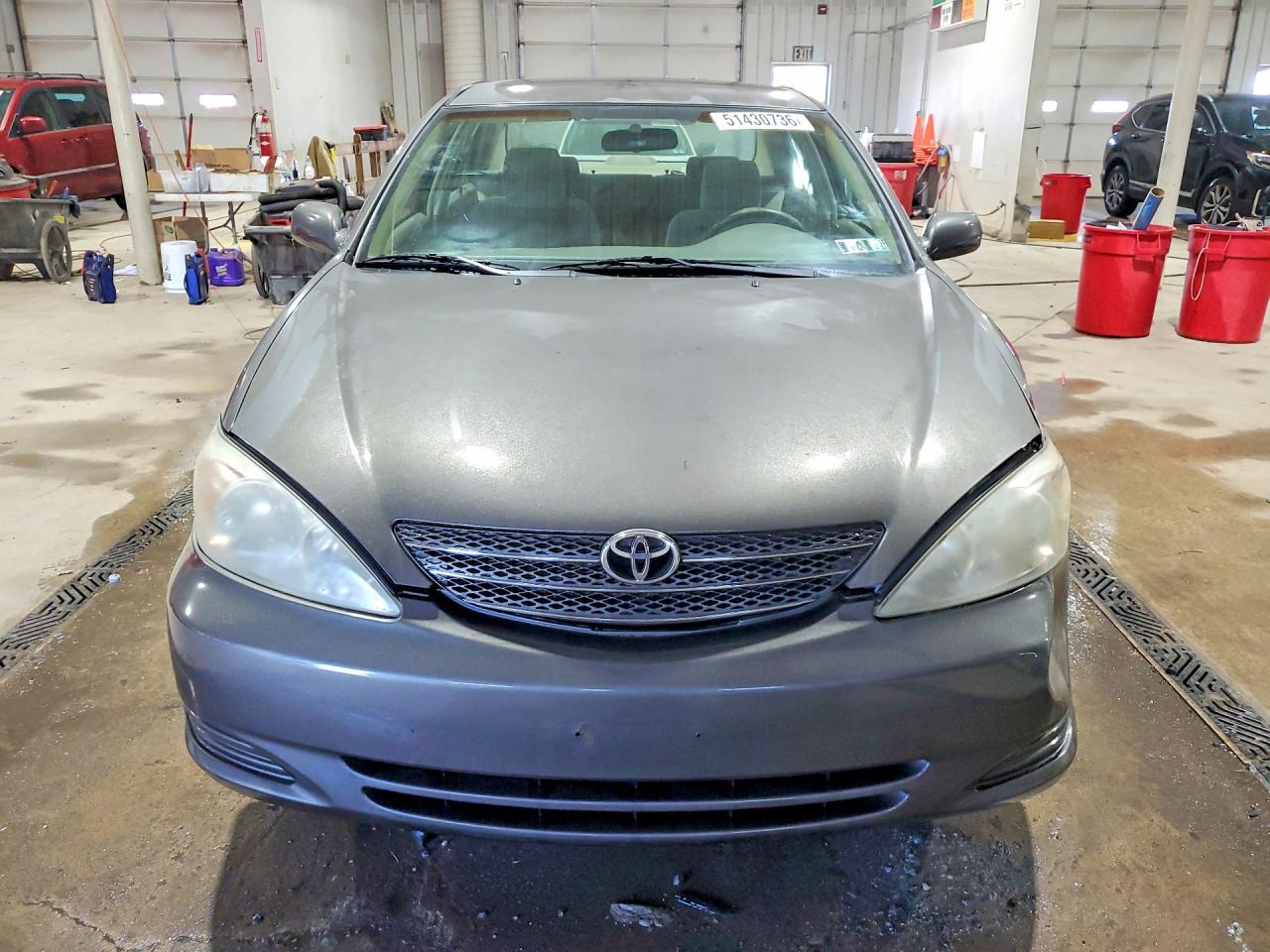 2004 TOYOTA CAMRY LE photo 9