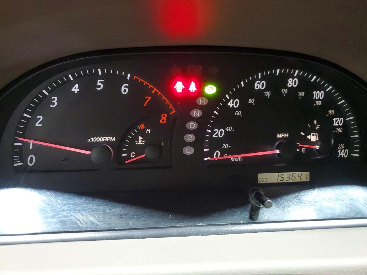 2004 TOYOTA CAMRY LE photo 17