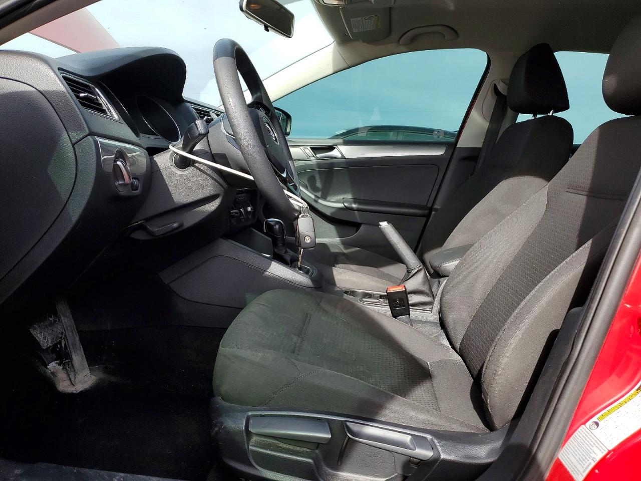 2015 VOLKSWAGEN JETTA SE photo 13