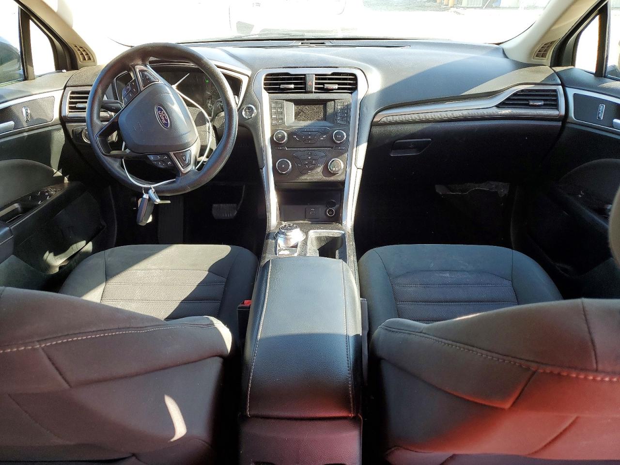 2017 FORD FUSION SE photo 22
