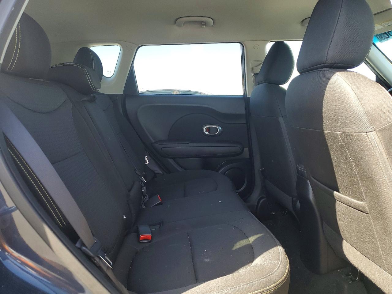 2016 KIA SOUL + photo 19