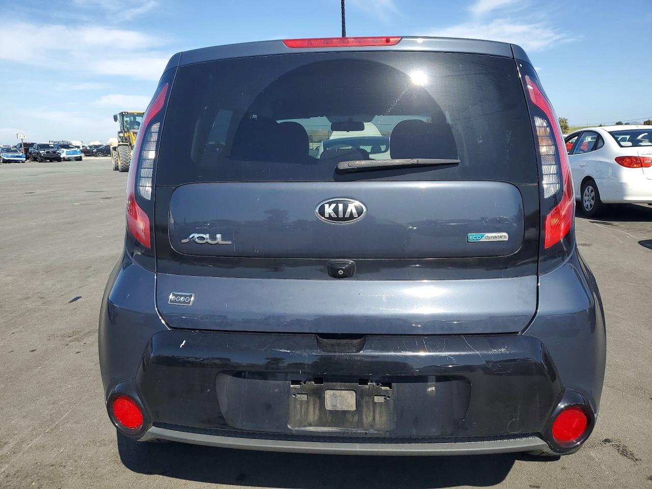 2016 KIA SOUL + photo 11