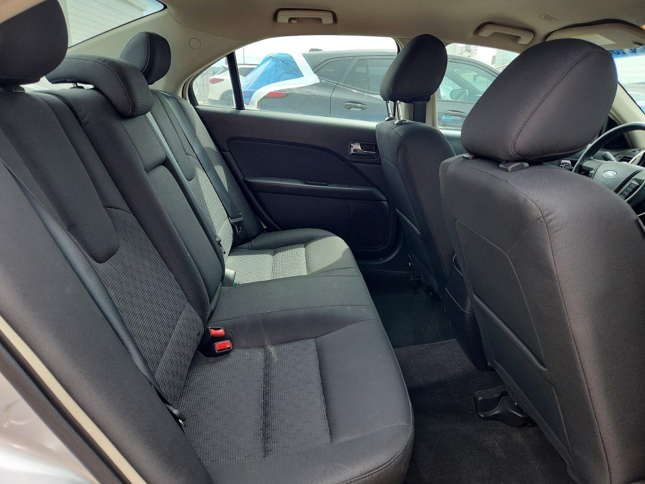 2011 FORD FUSION SE photo 28