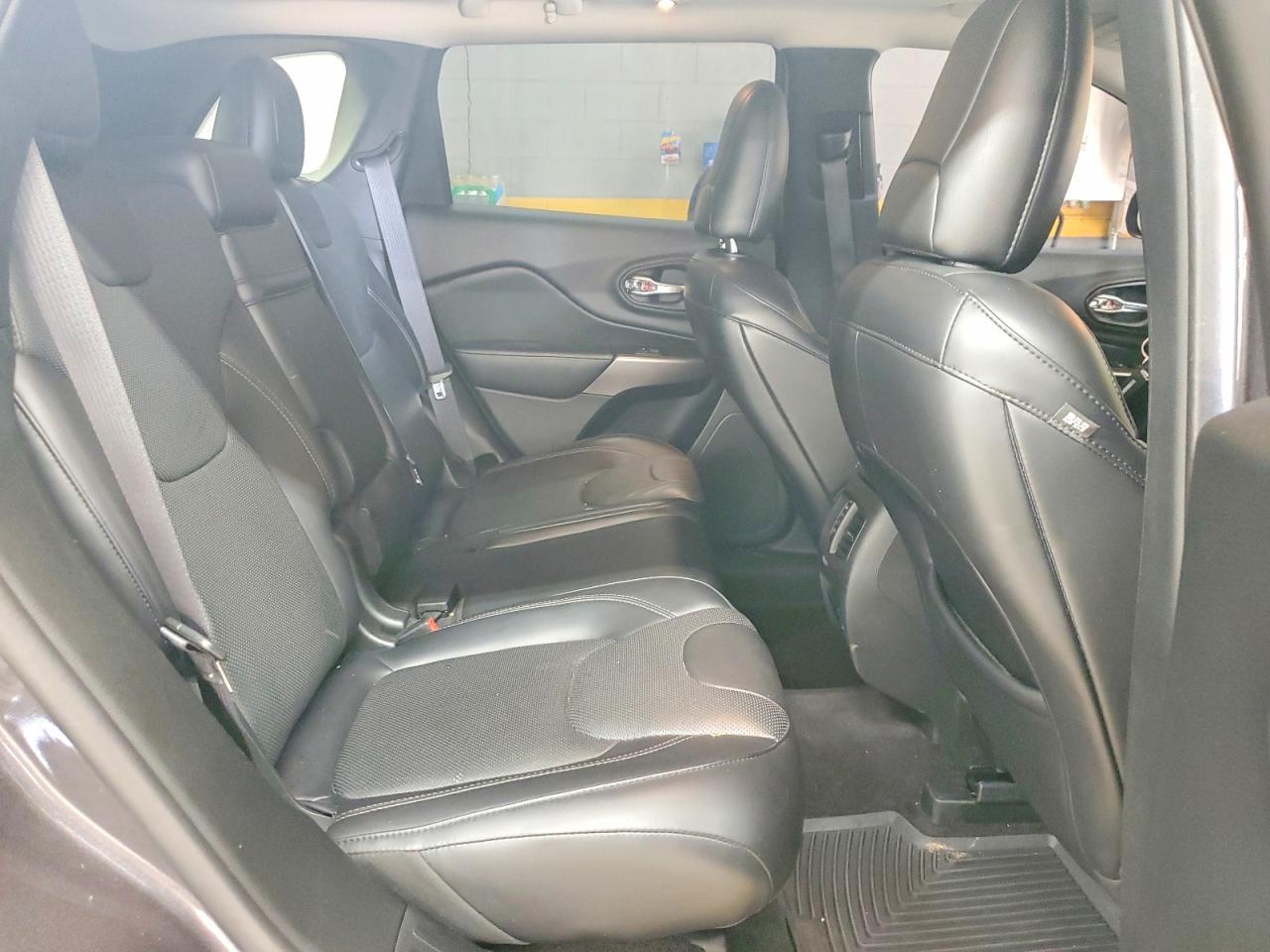 2019 JEEP CHEROKEE LIMITED photo 21