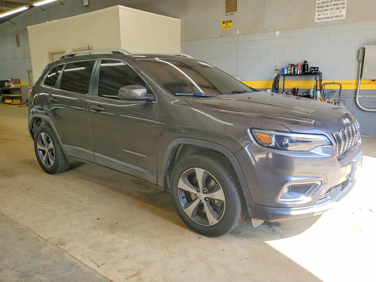 2019 JEEP CHEROKEE LIMITED photo 7