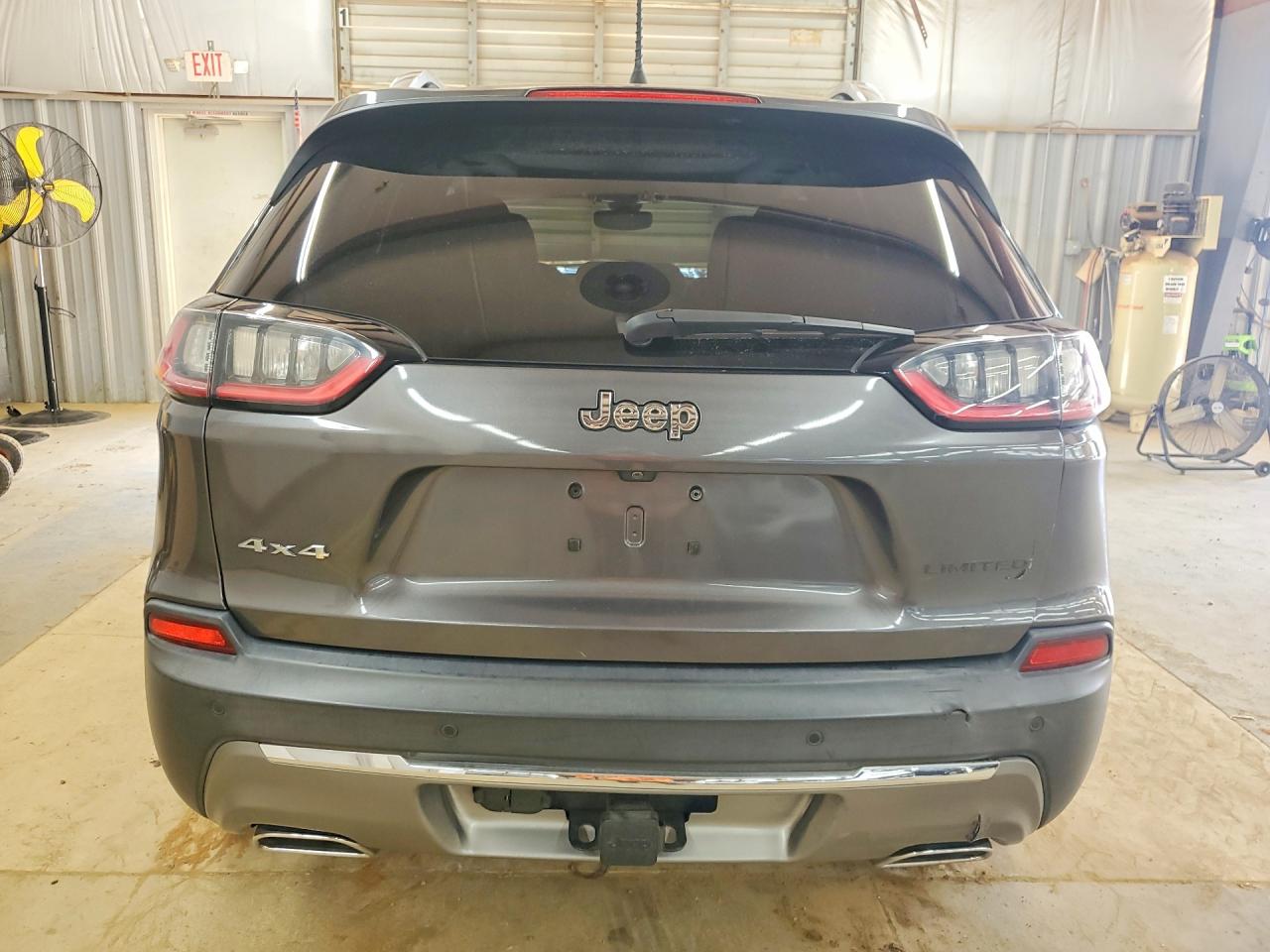 2019 JEEP CHEROKEE LIMITED photo 11