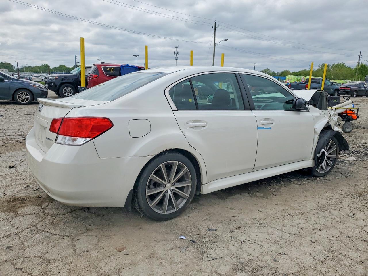 2013 SUBARU LEGACY 2.5I PREMIUM photo 7