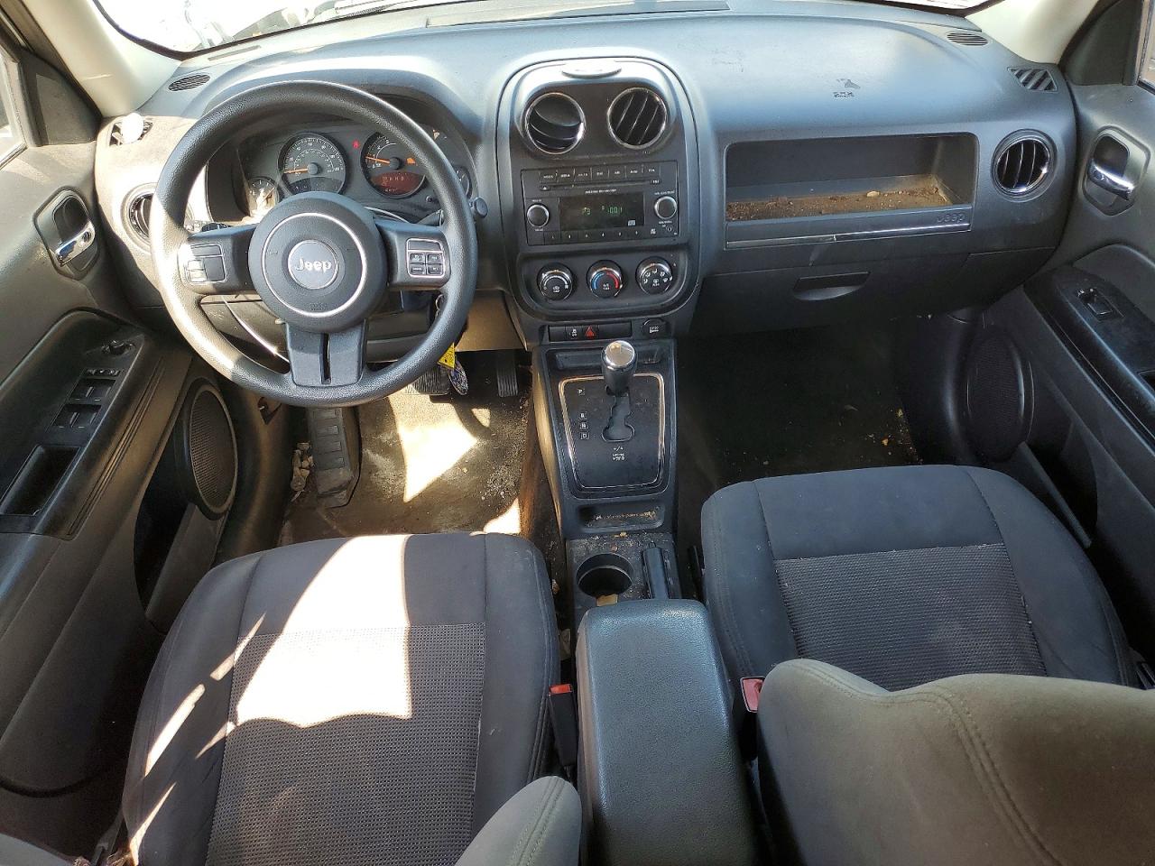 2015 JEEP PATRIOT SPORT photo 15