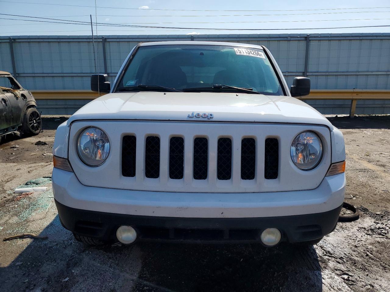 2015 JEEP PATRIOT SPORT photo 9