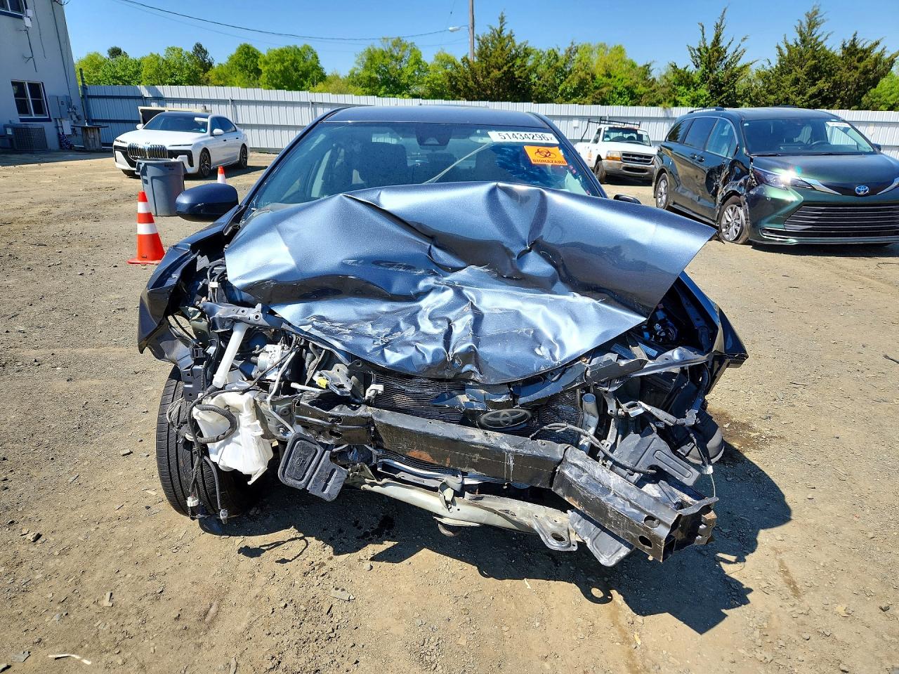 2017 TOYOTA COROLLA LE photo 9