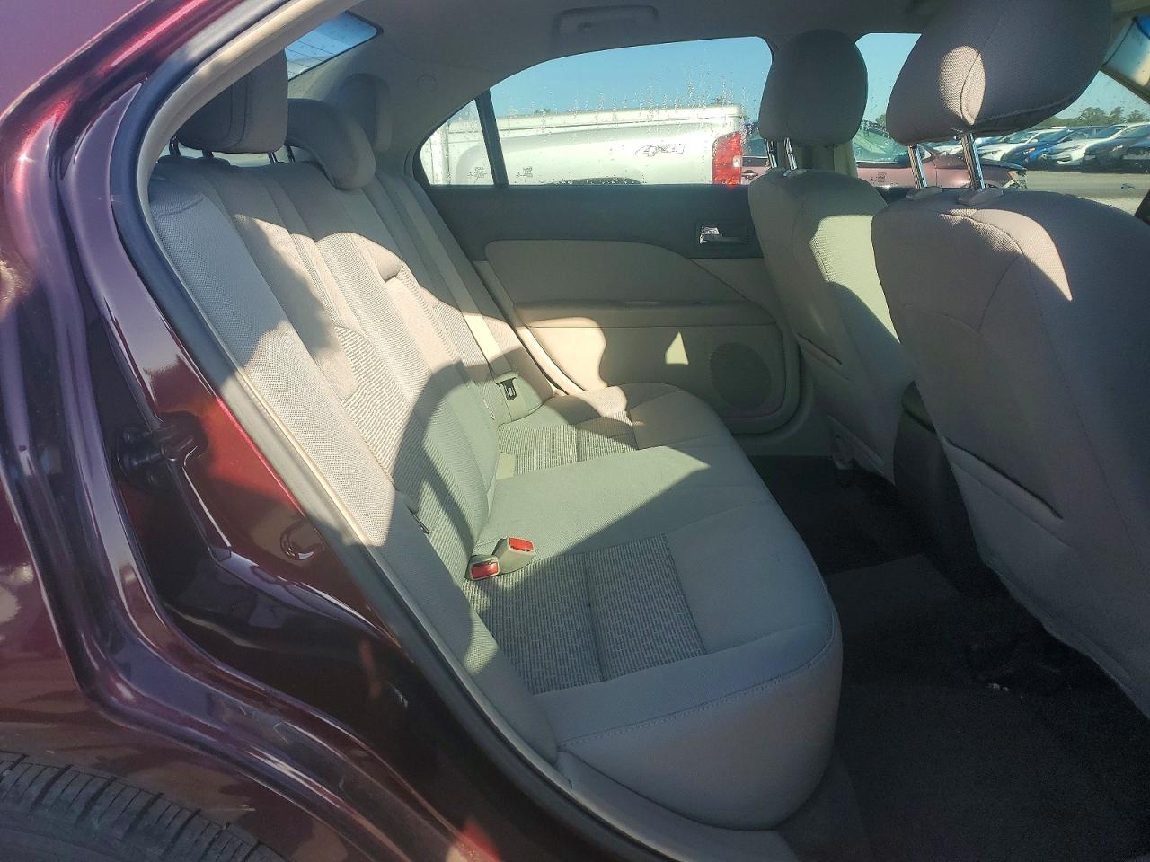 2012 FORD FUSION SE photo 19