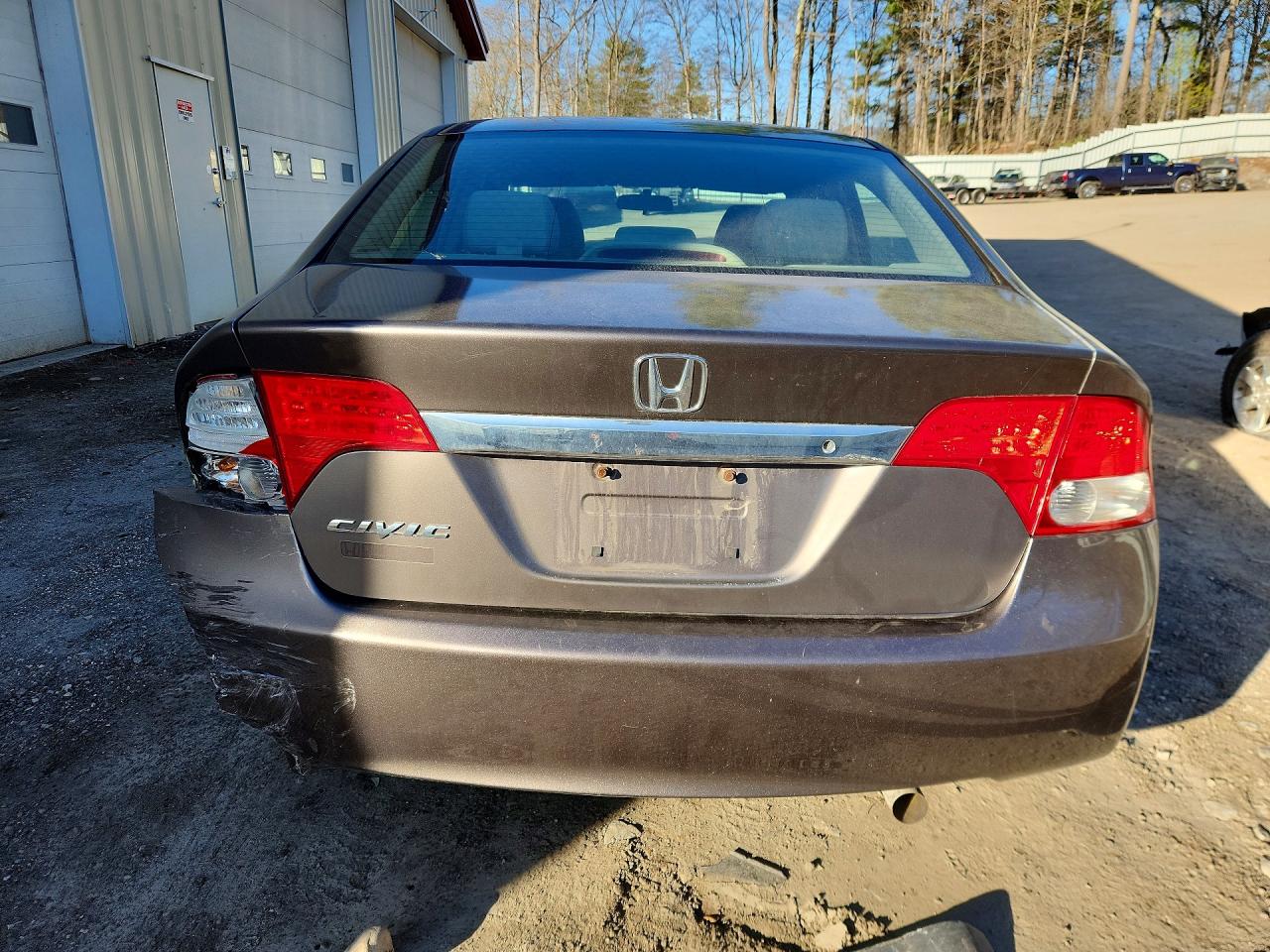 2010 HONDA CIVIC LX photo 11