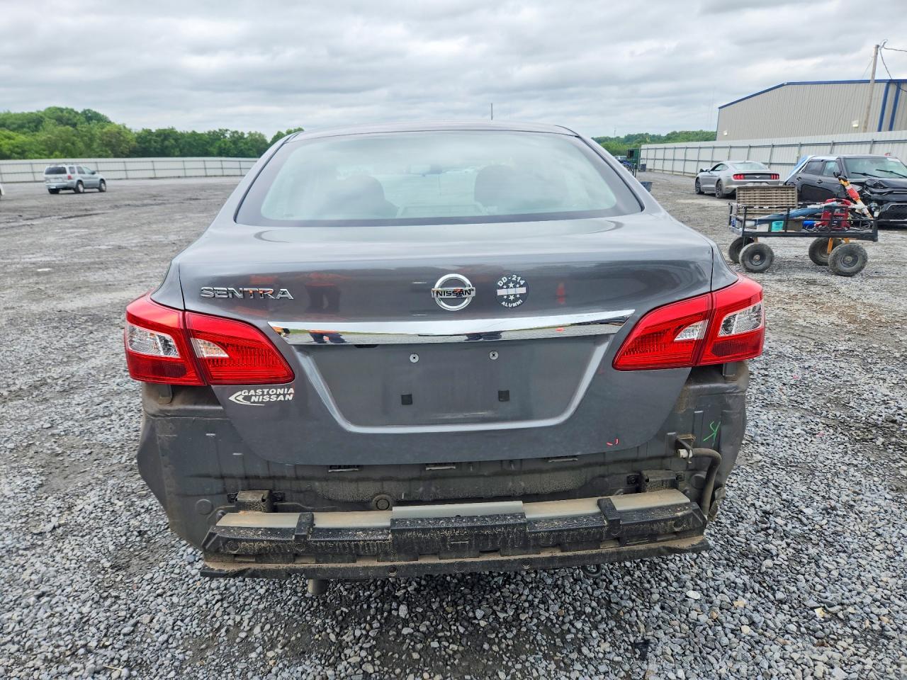 2018 NISSAN SENTRA S photo 6