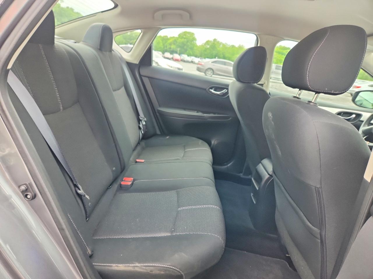 2018 NISSAN SENTRA S photo 10