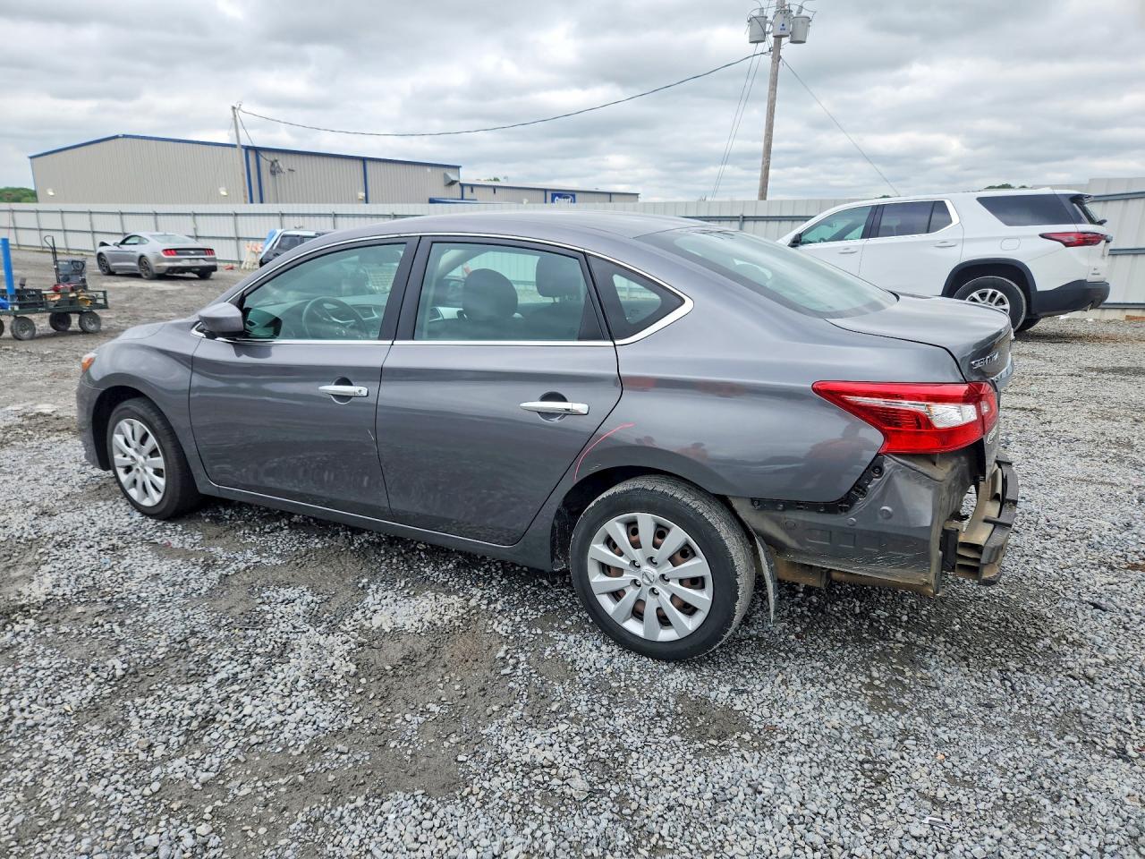 2018 NISSAN SENTRA S photo 2