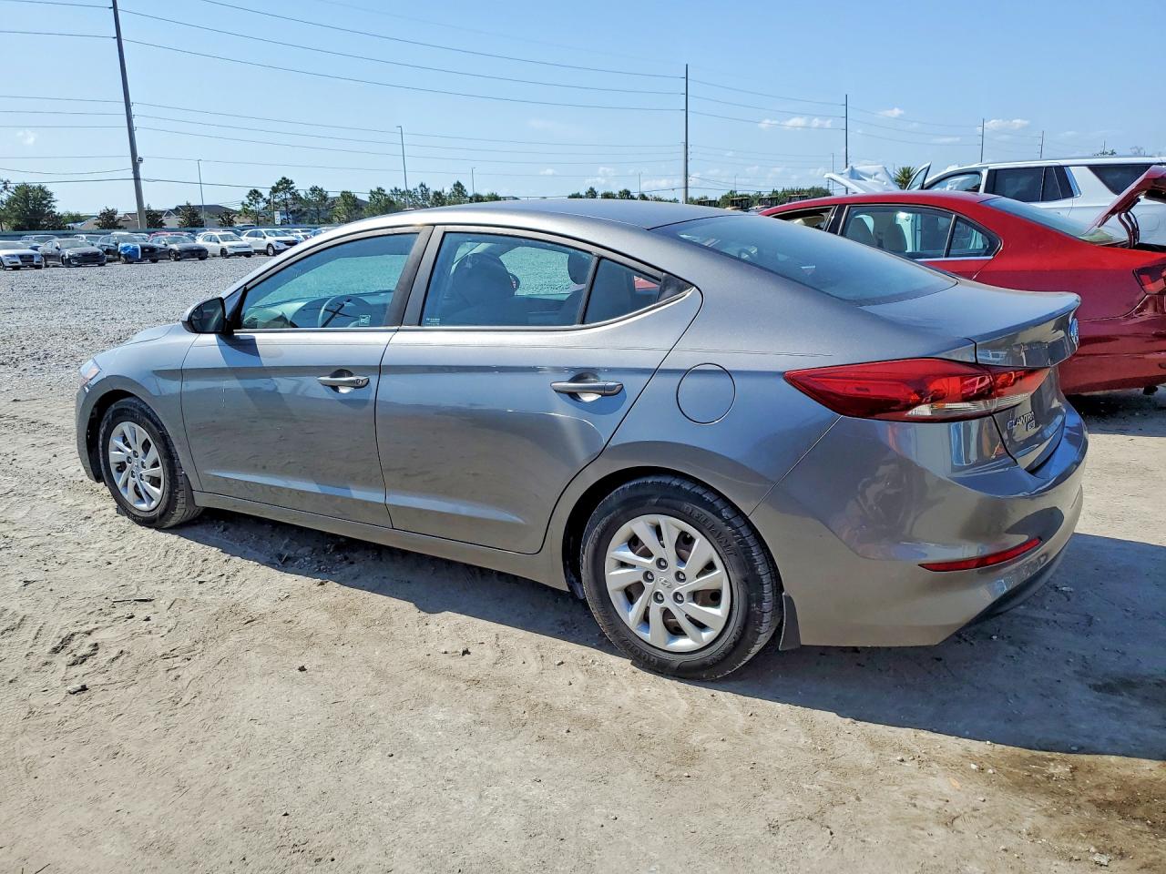 2018 HYUNDAI ELANTRA SE photo 3