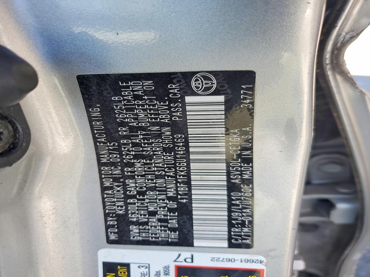 2016 TOYOTA CAMRY XLE photo 13