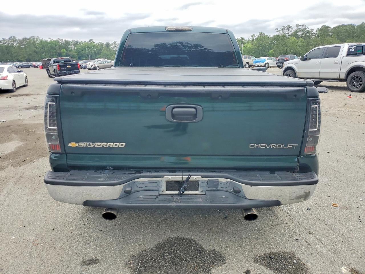 2005 CHEVROLET SILVERADO C1500 photo 11