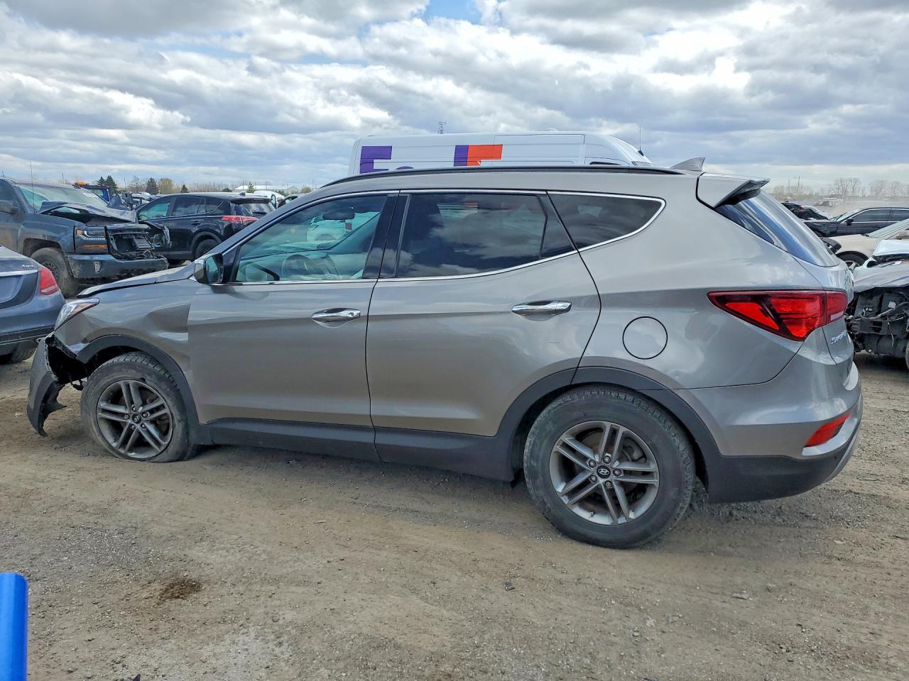 2017 HYUNDAI SANTA FE SPORT 2.4L photo 3