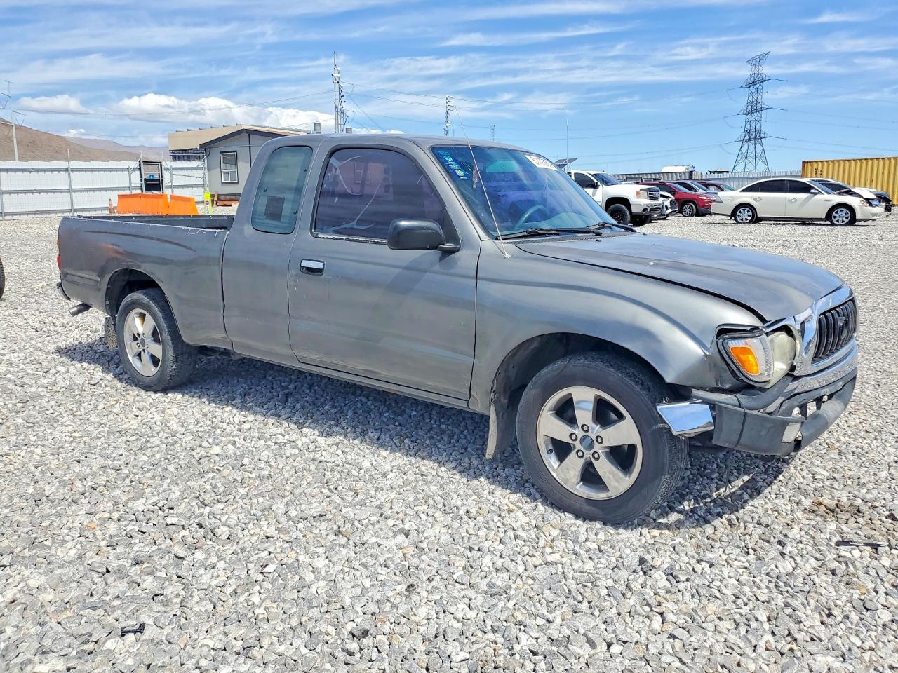 1996 TOYOTA TACOMA XTRACAB photo 4
