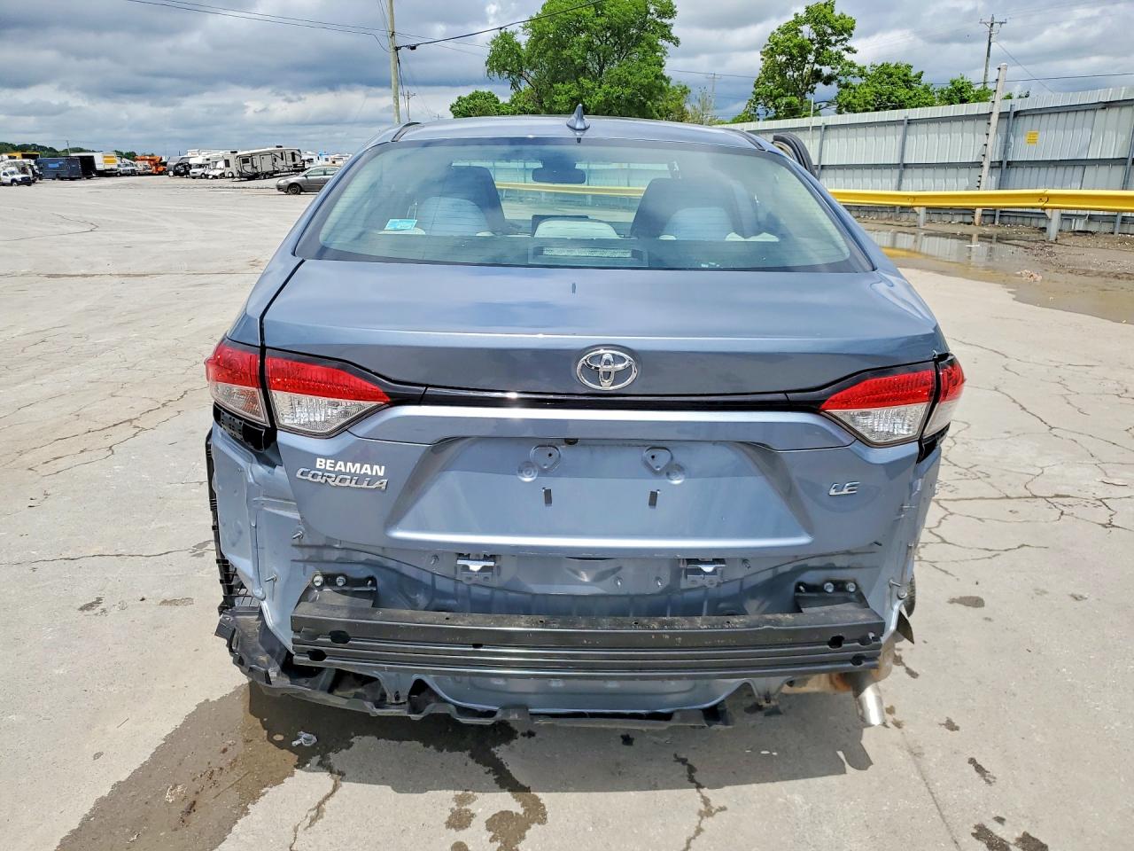 2020 TOYOTA COROLLA LE photo 16
