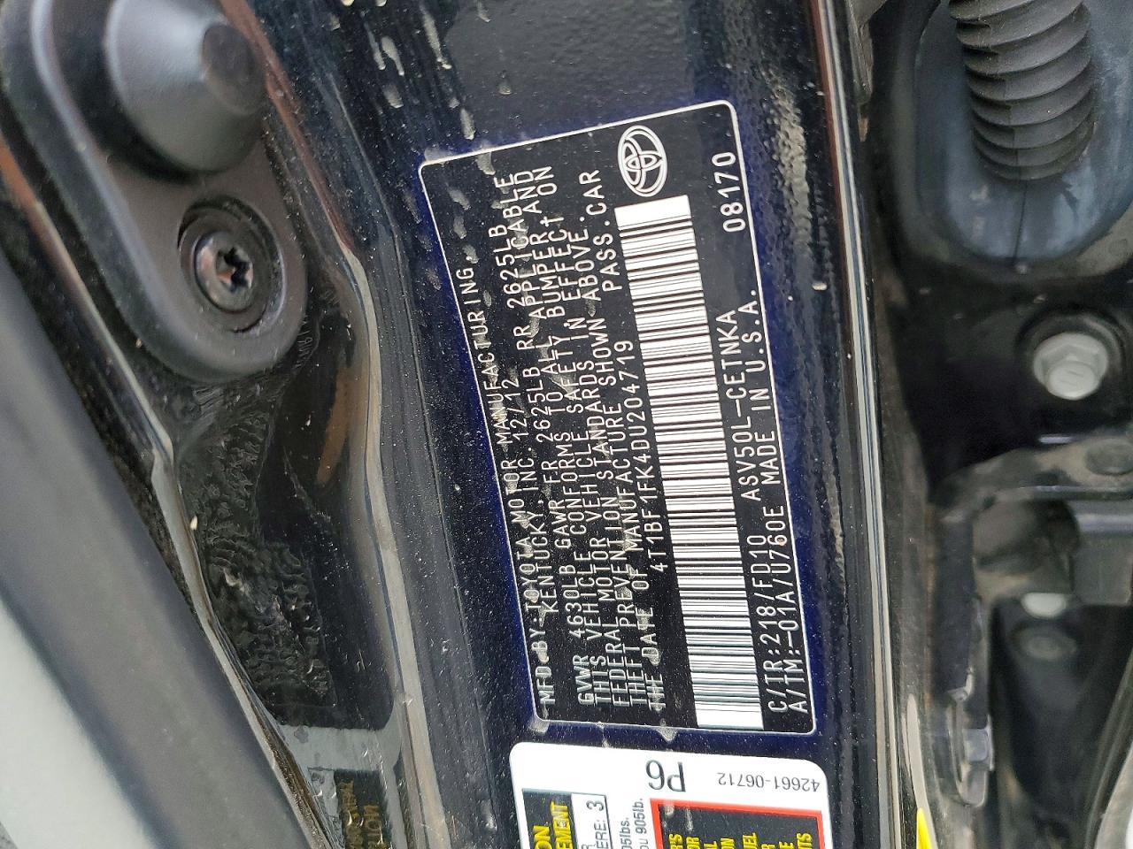 2013 TOYOTA CAMRY LE photo 23