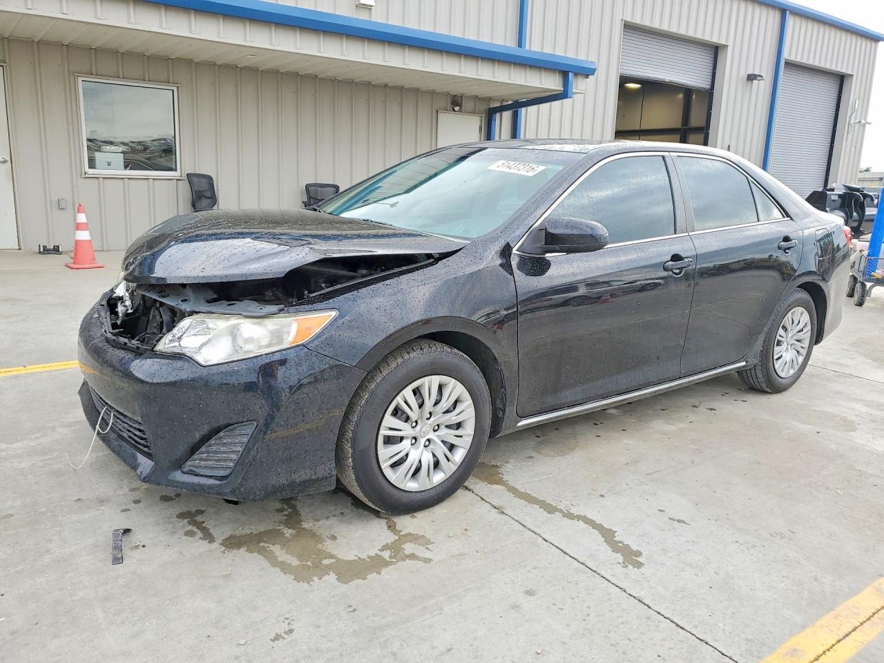 2013 TOYOTA CAMRY