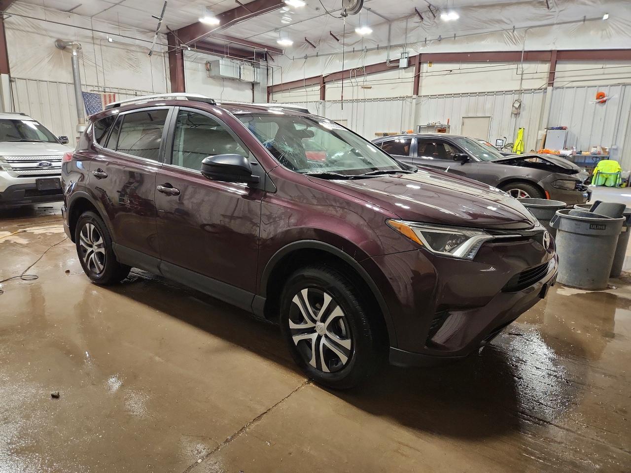 2016 TOYOTA RAV4 LE photo 4