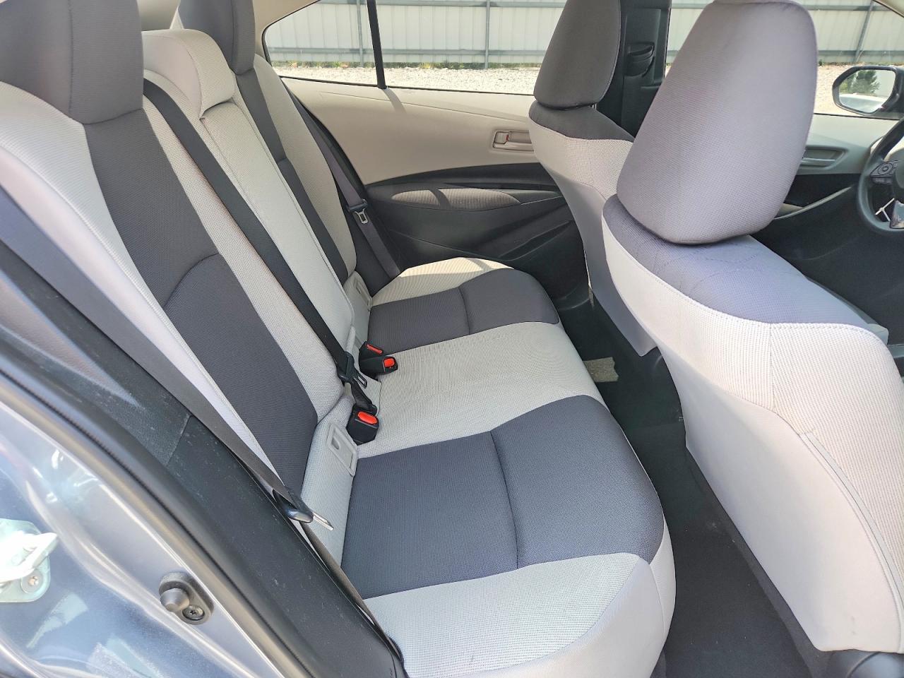 2023 TOYOTA COROLLA LE photo 19
