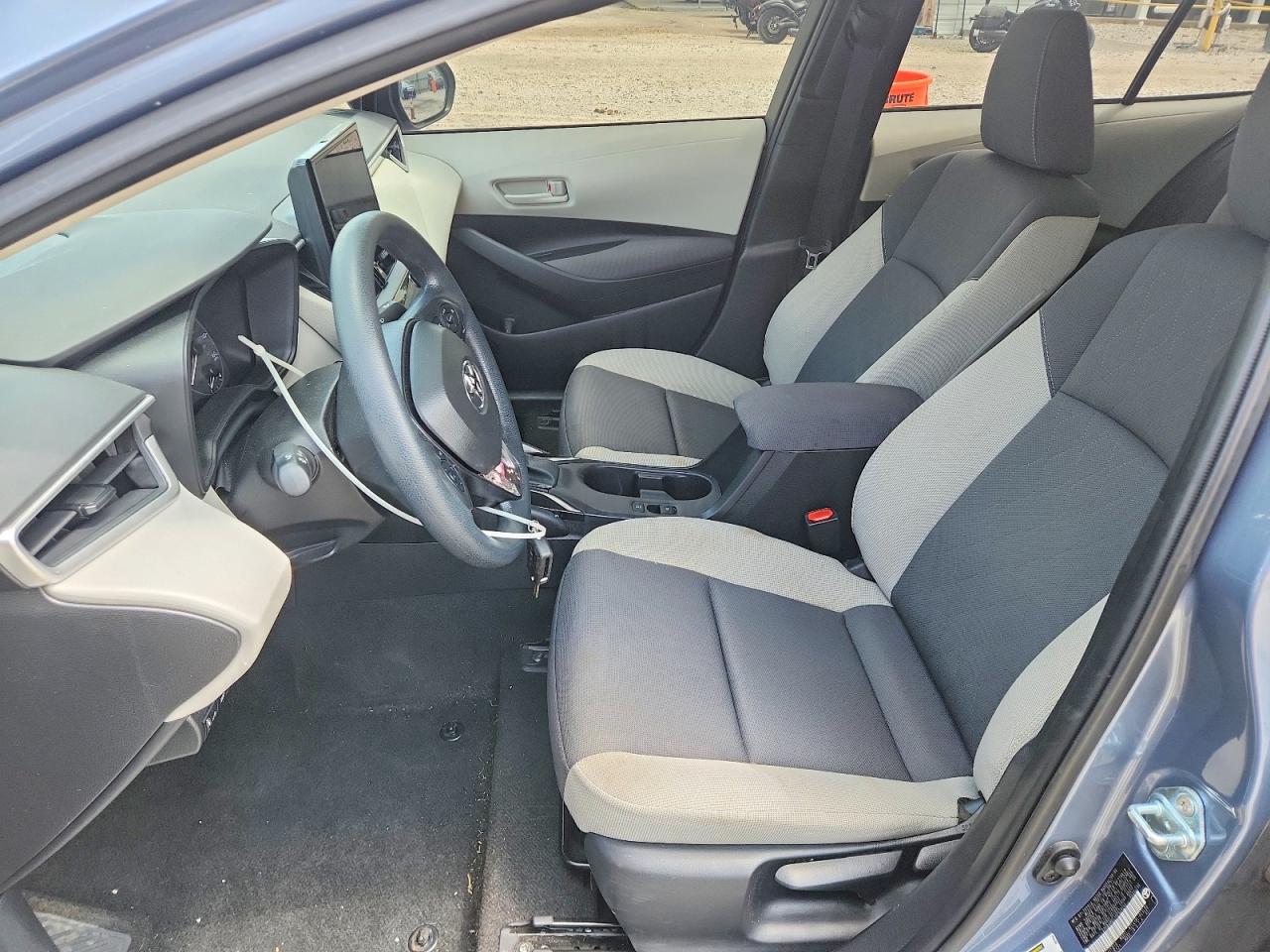 2023 TOYOTA COROLLA LE photo 13