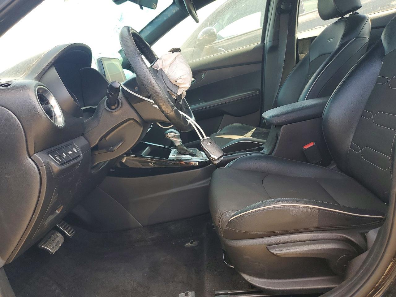 2020 KIA FORTE GT LINE photo 19