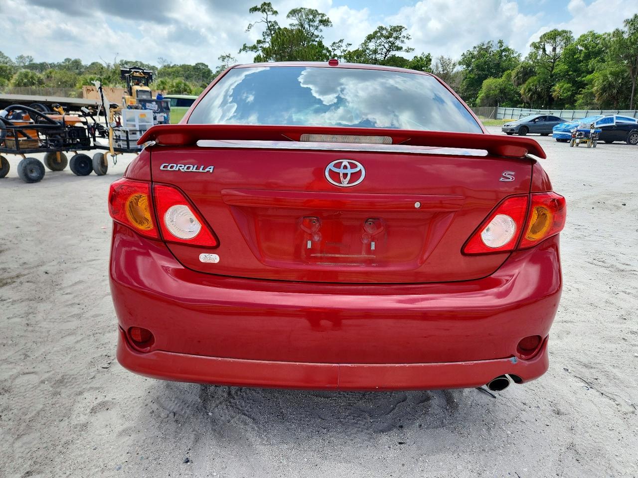 2010 TOYOTA COROLLA S photo 11
