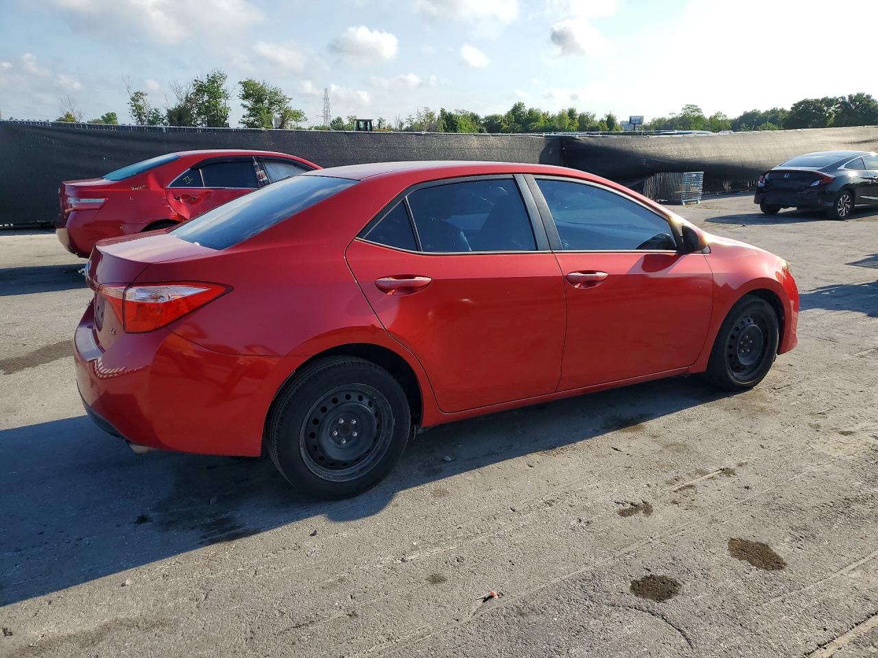 2017 TOYOTA COROLLA LE photo 5