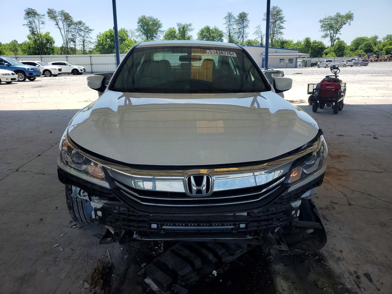 2016 HONDA ACCORD LX photo 9