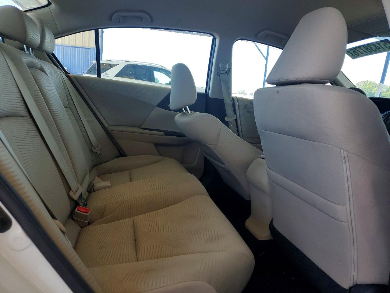 2016 HONDA ACCORD LX photo 19