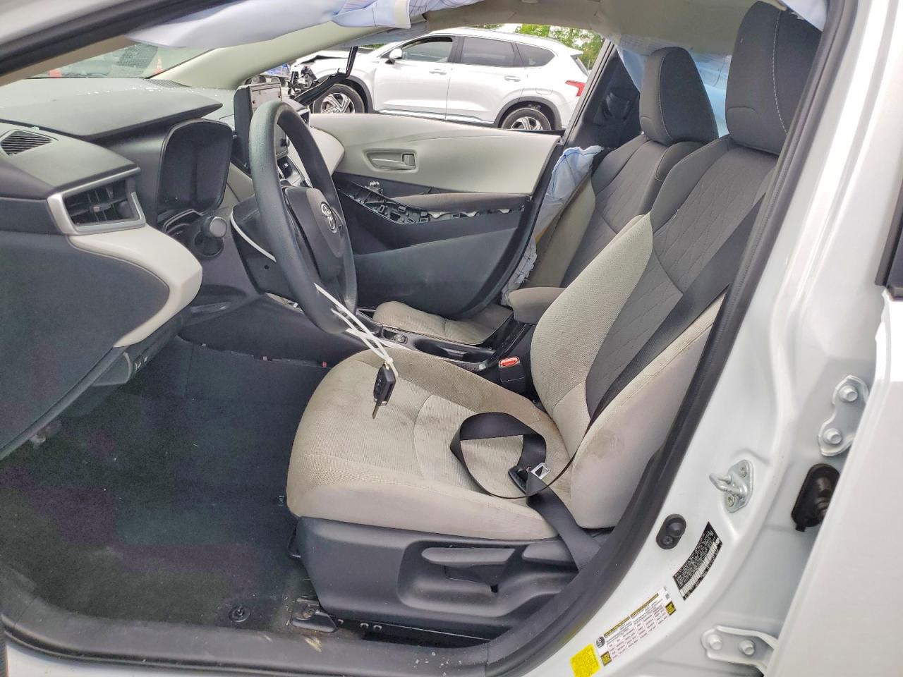 2022 TOYOTA COROLLA LE photo 13