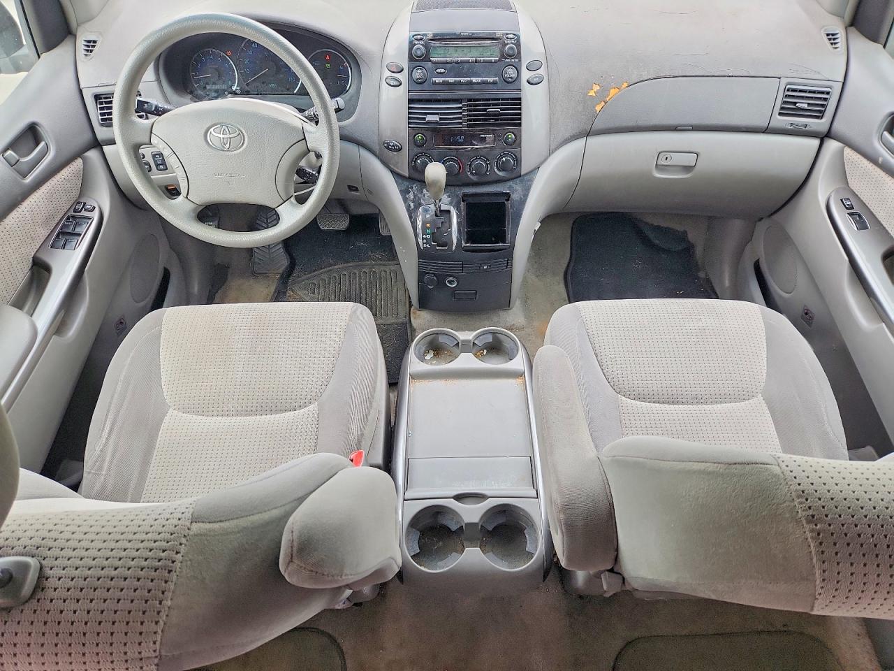 2008 TOYOTA SIENNA LE 7-PASSENGER photo 15