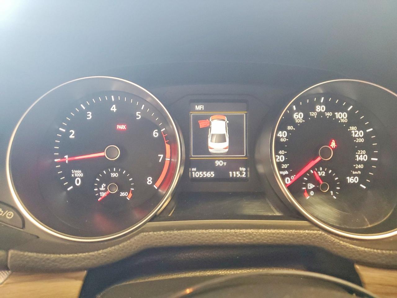 2017 VOLKSWAGEN PASSAT SEL PREMIUM photo 9