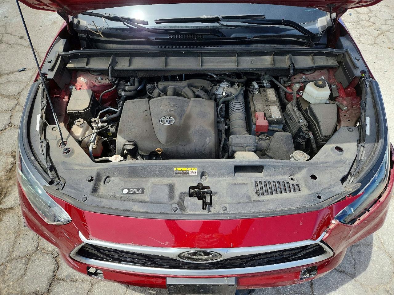 2021 TOYOTA HIGHLANDER XLE photo 23